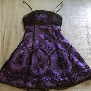 Morgan and Co. short purple prom dress.